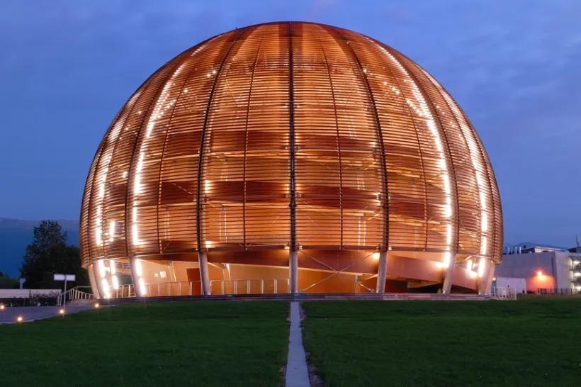 CERN-Globe.jpg